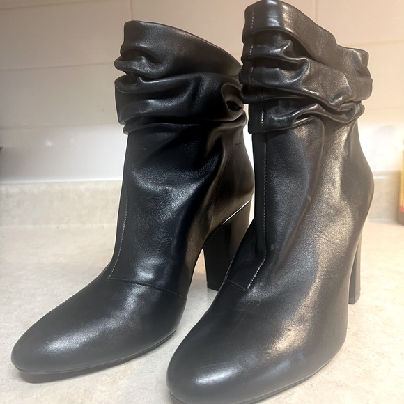 Slouchy Black DKNY Ankle Boots. - Picture 1 of 15